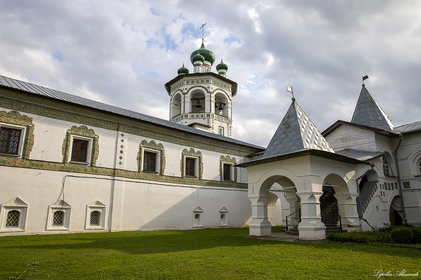 Николо-Вяжищский ставропигиальный женский монастырь 