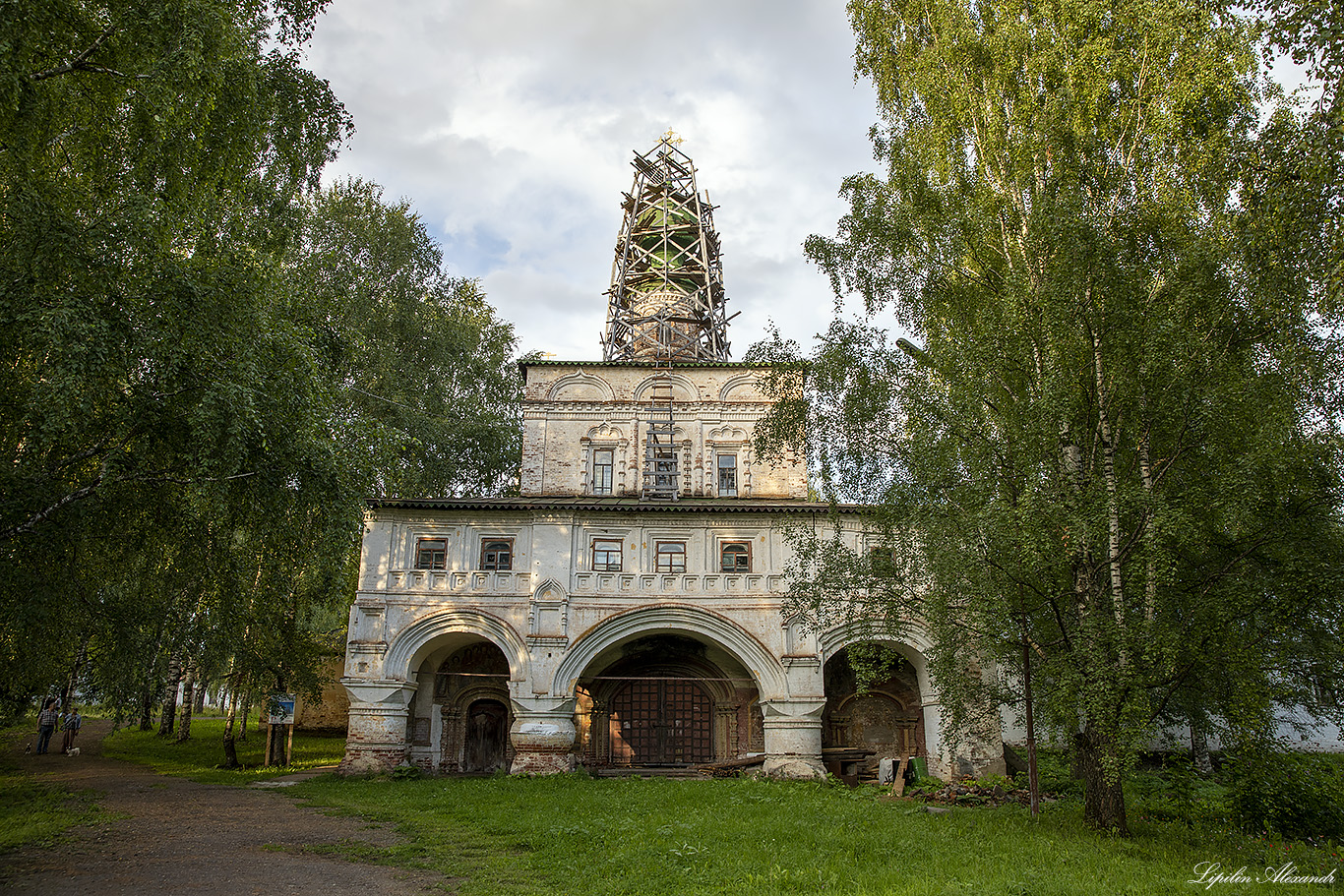 Михайло-Архангельский монастырь