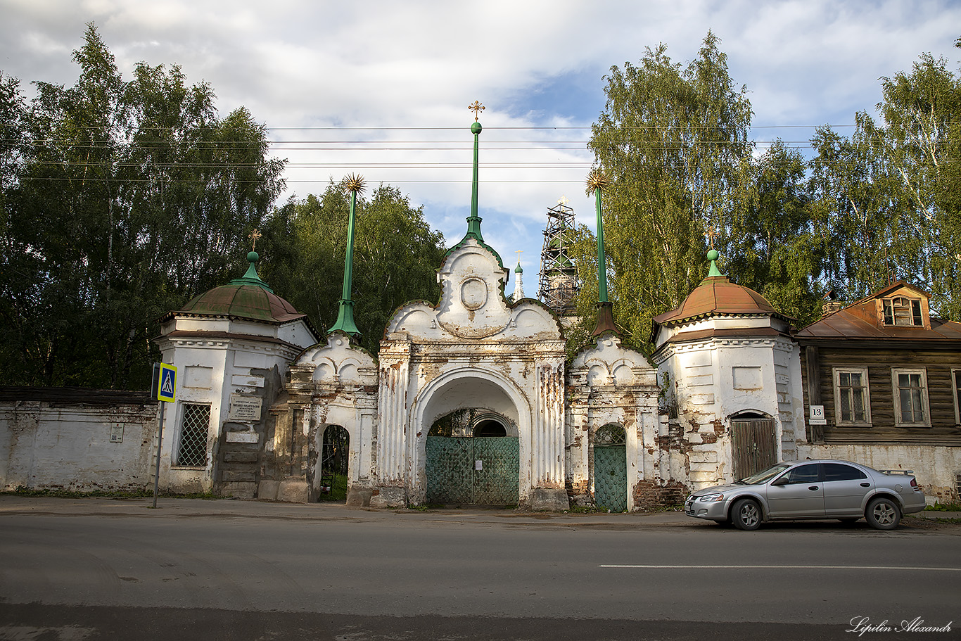 Михайло-Архангельский монастырь