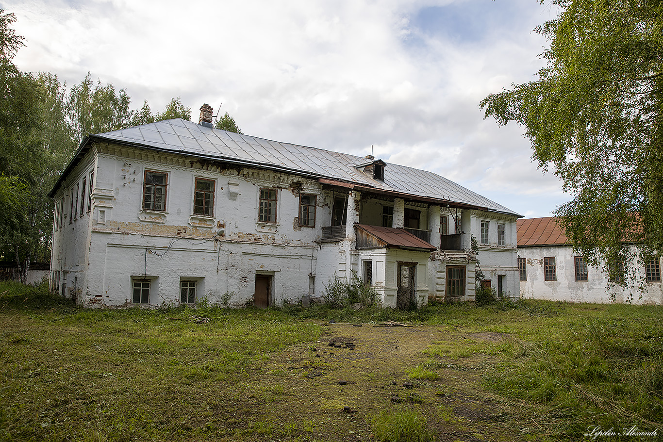 Михайло-Архангельский монастырь