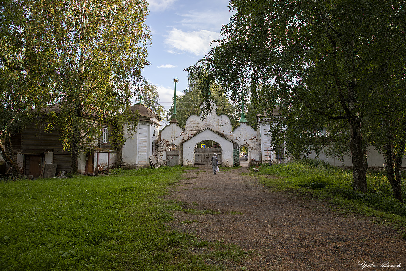 Михайло-Архангельский монастырь