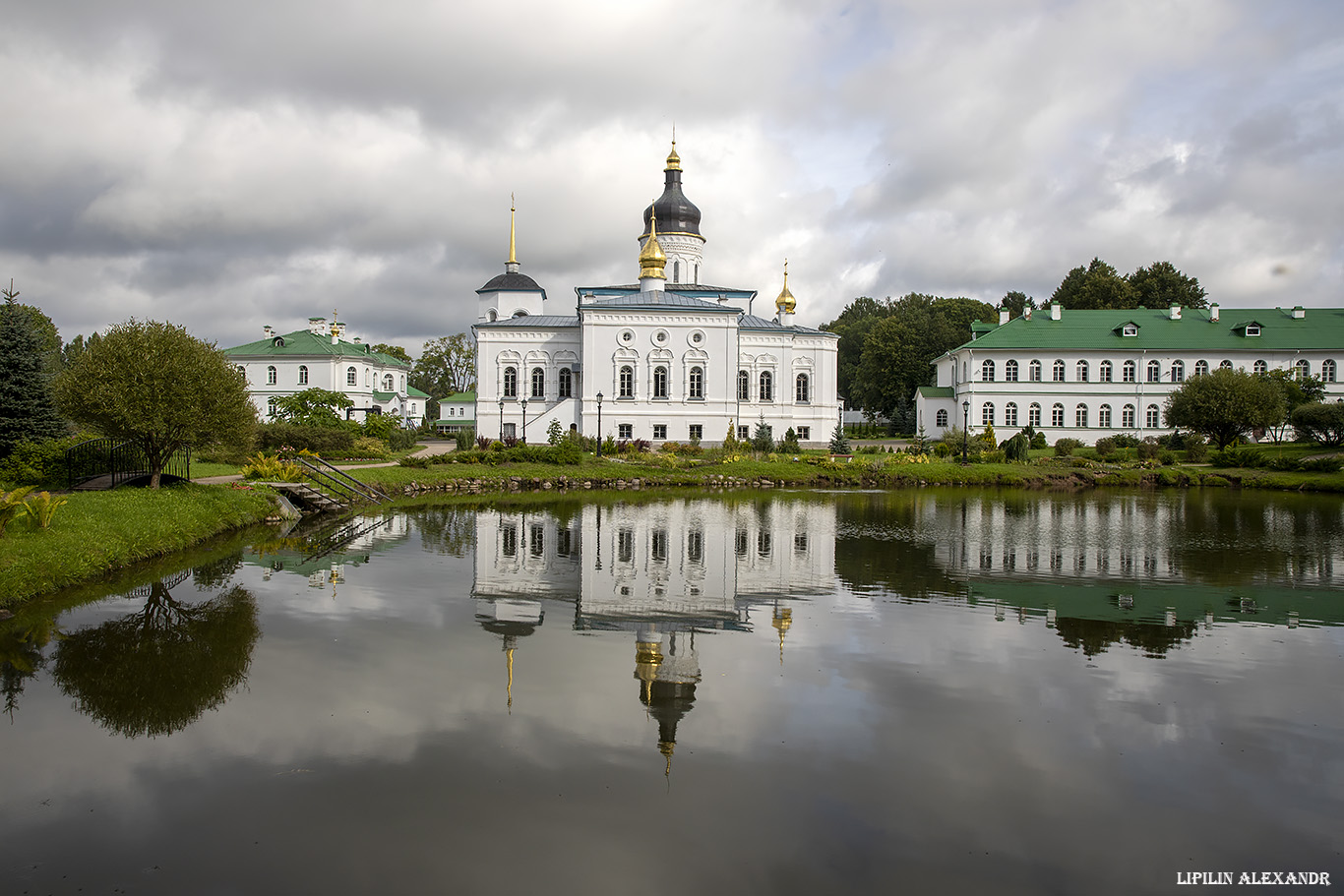 Спасо-Елеазаровский женский монастырь 