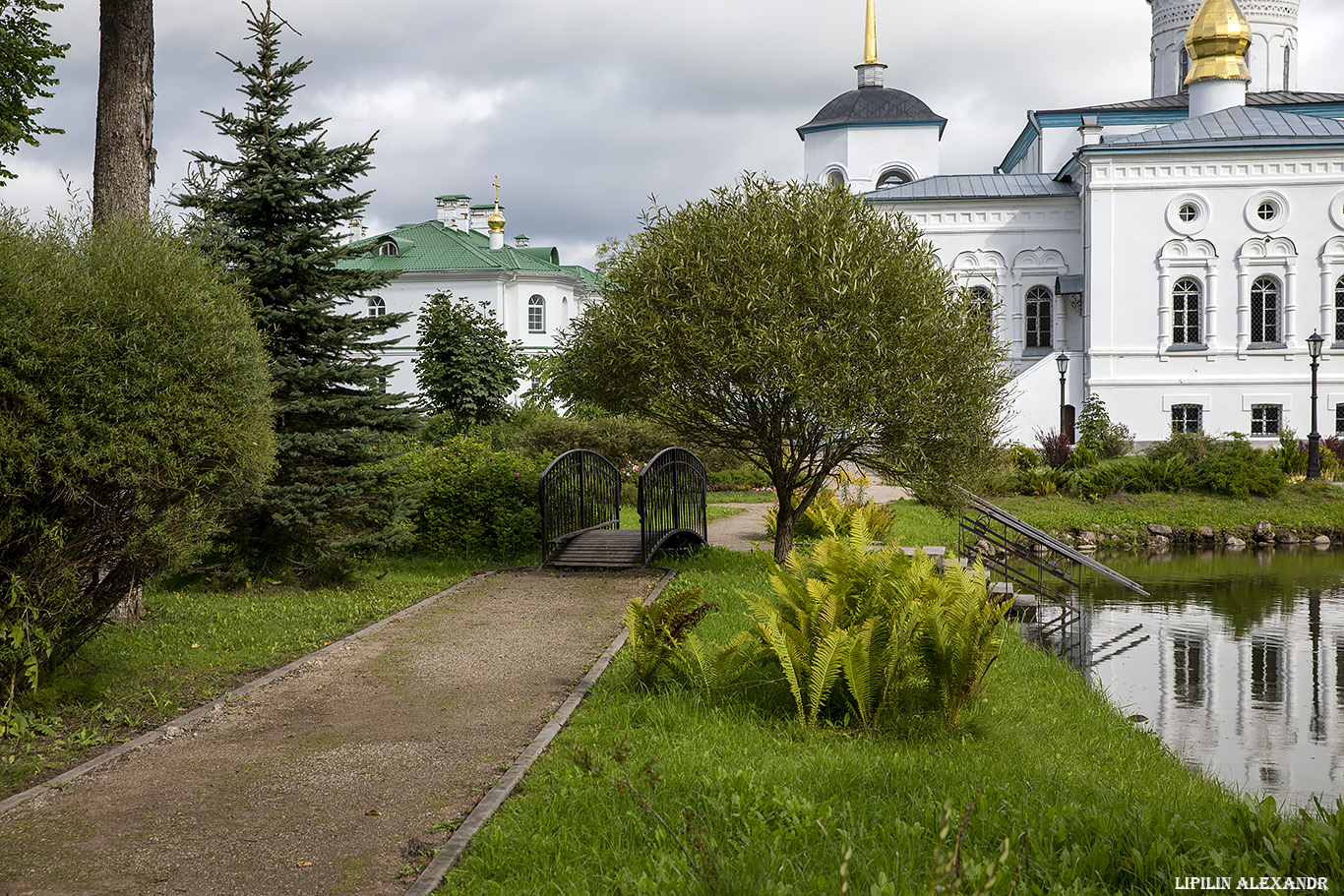 Спасо-Елеазаровский женский монастырь 