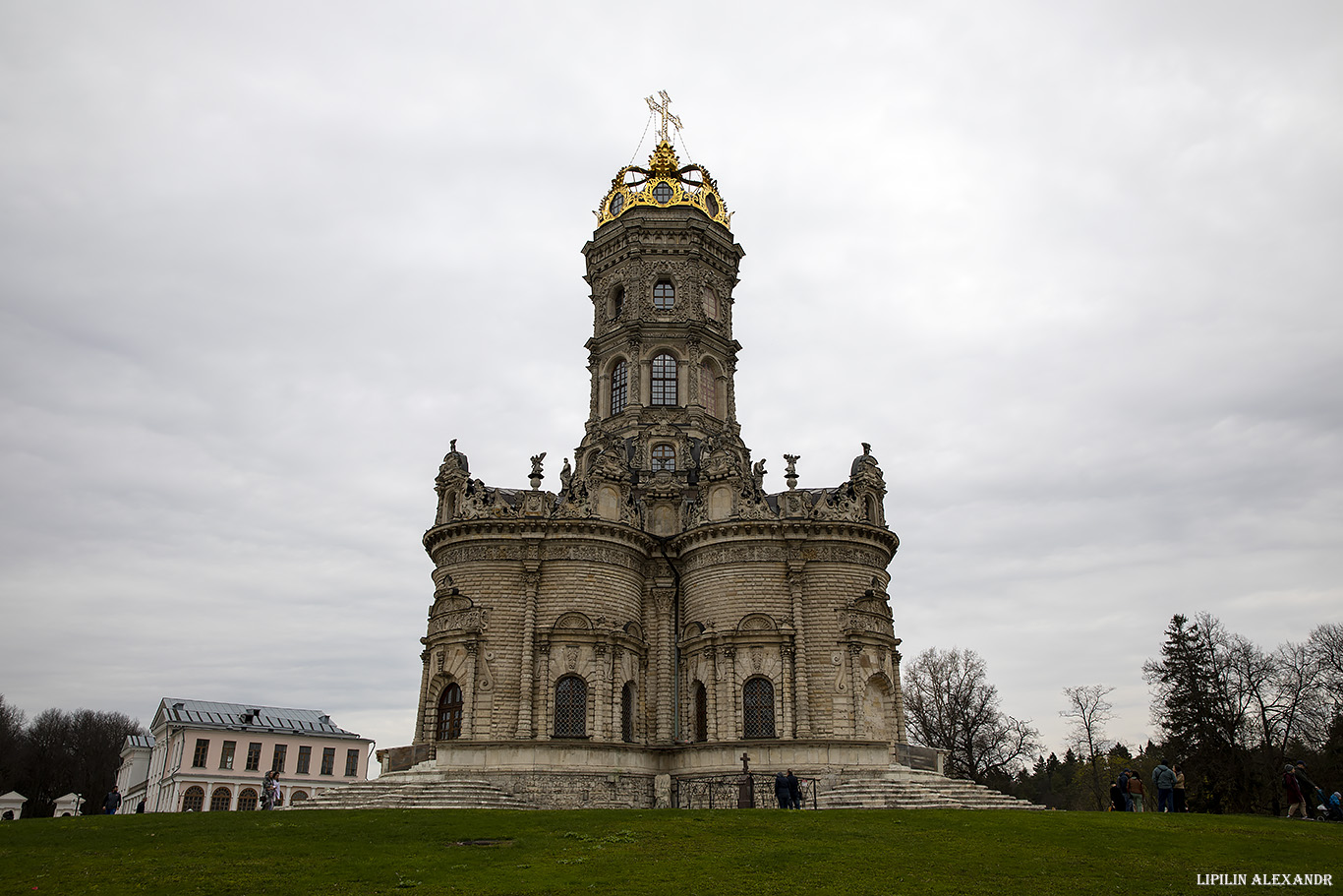 Усадьба Дубровицы и церковь Знамения