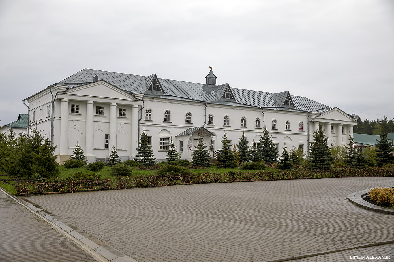 Богородице-Тихоновский Тюнинский монастырь 