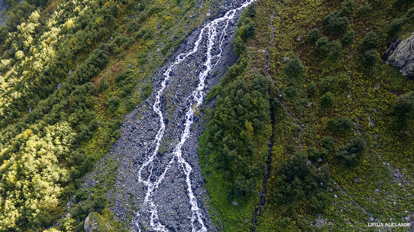 Малый Суфурджинский водопад