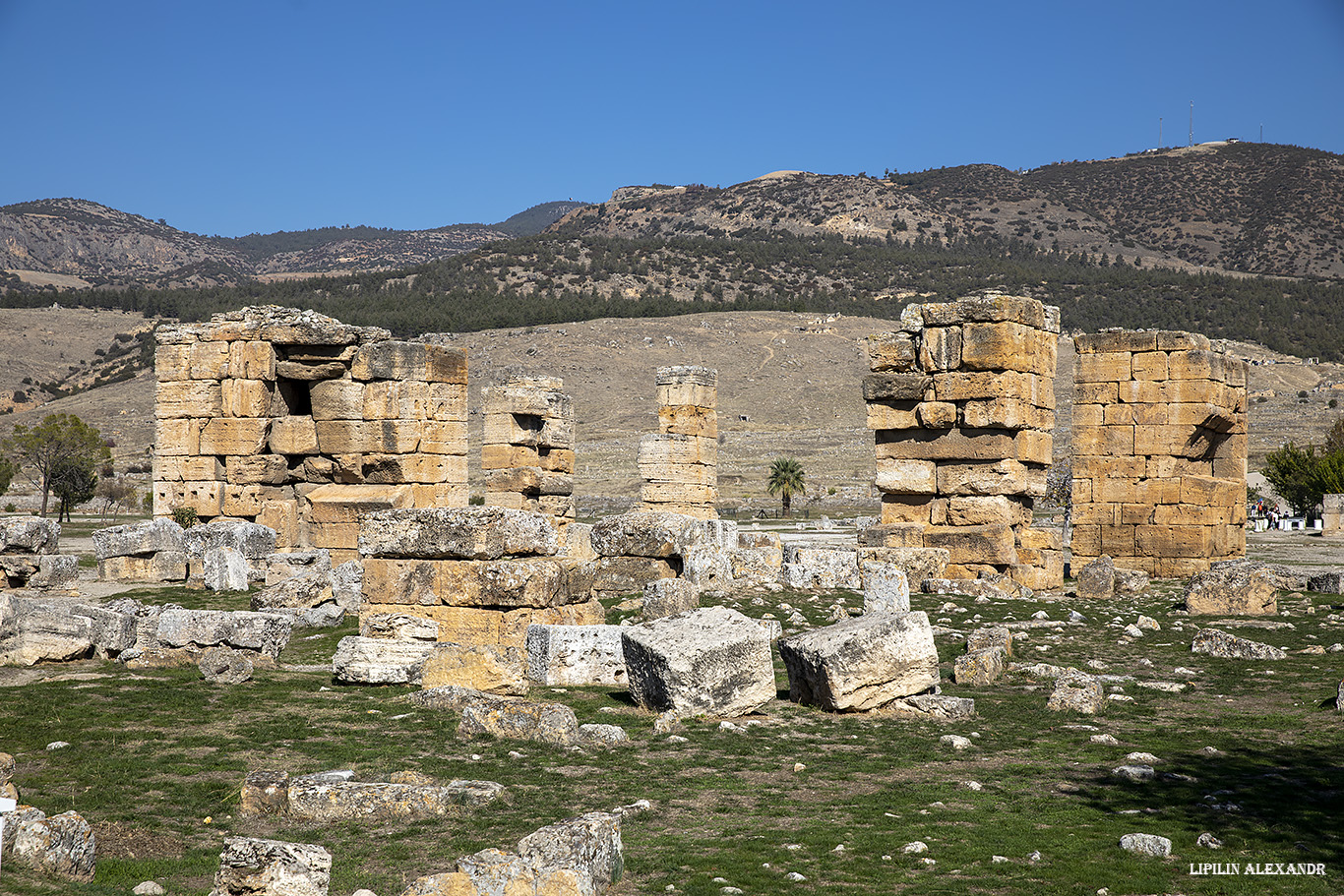 Археологический музей Иераполиса (Hierapolis Arkeoloji Müzesi) - Травертины Памуккале (amukkale Travertenleri)