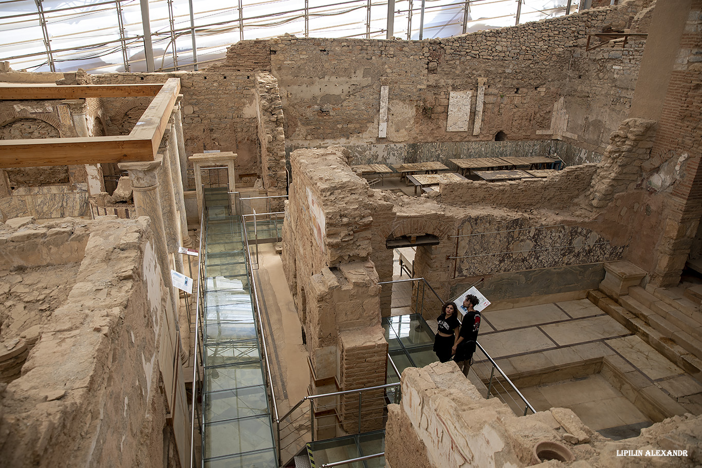 Руины древнего города Эфес (Efes Antik Kenti Ust Giriş) - Дом с террасами (Terrace Houses of Ephesus)