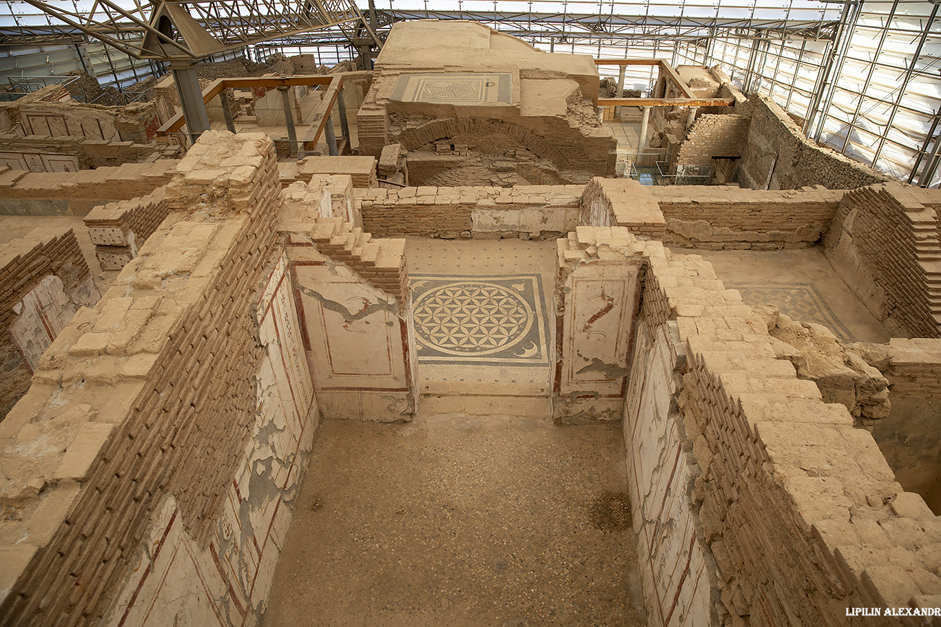 Руины древнего города Эфес (Efes Antik Kenti Ust Giriş) - Дом с террасами (Terrace Houses of Ephesus)