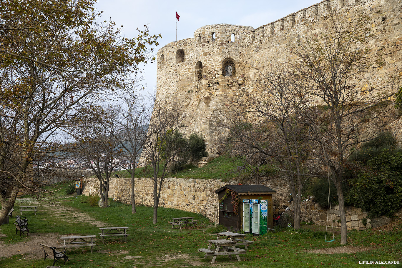 Замок Бозджаада (Bozcaada Kalesi)