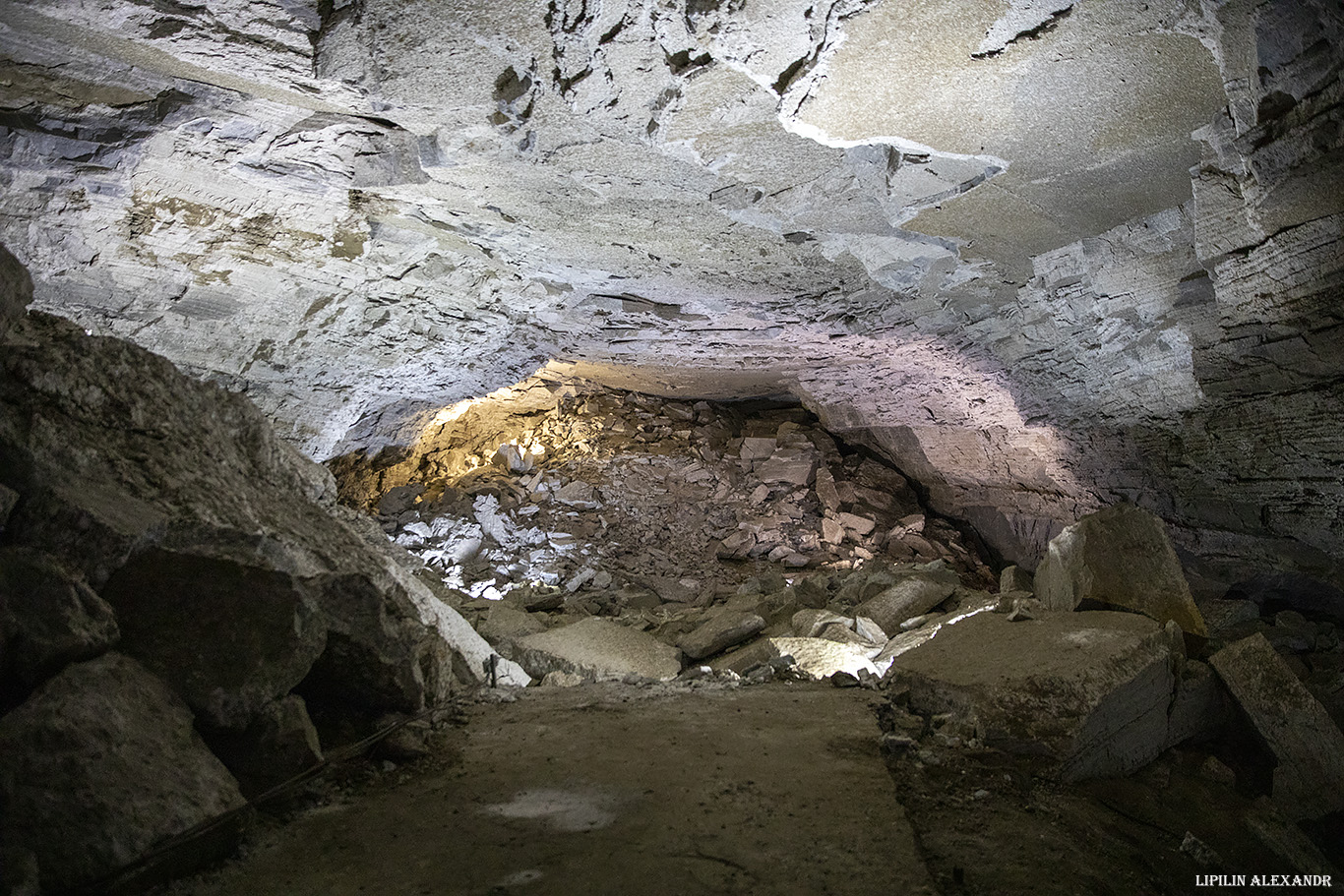 Кунгурская ледяная пещера