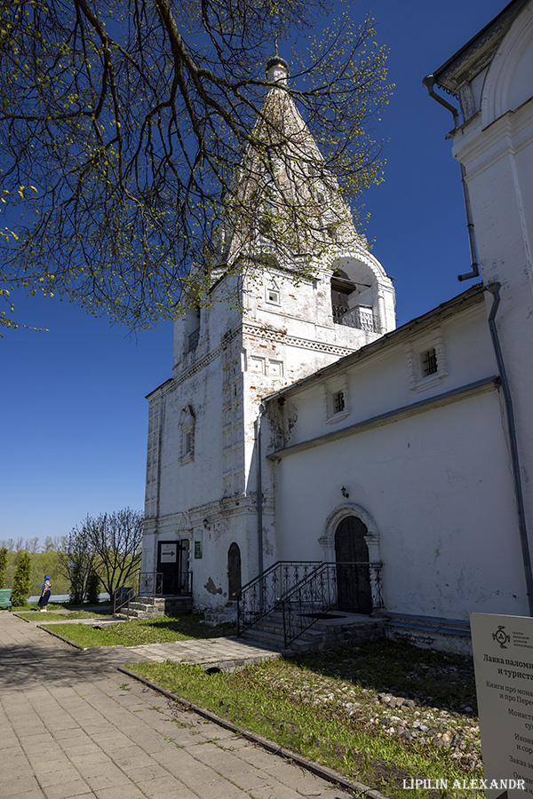 Троицкий Данилов мужской монастырь