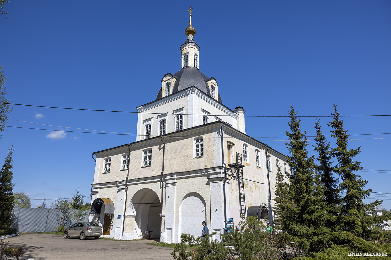Никольский монастырь