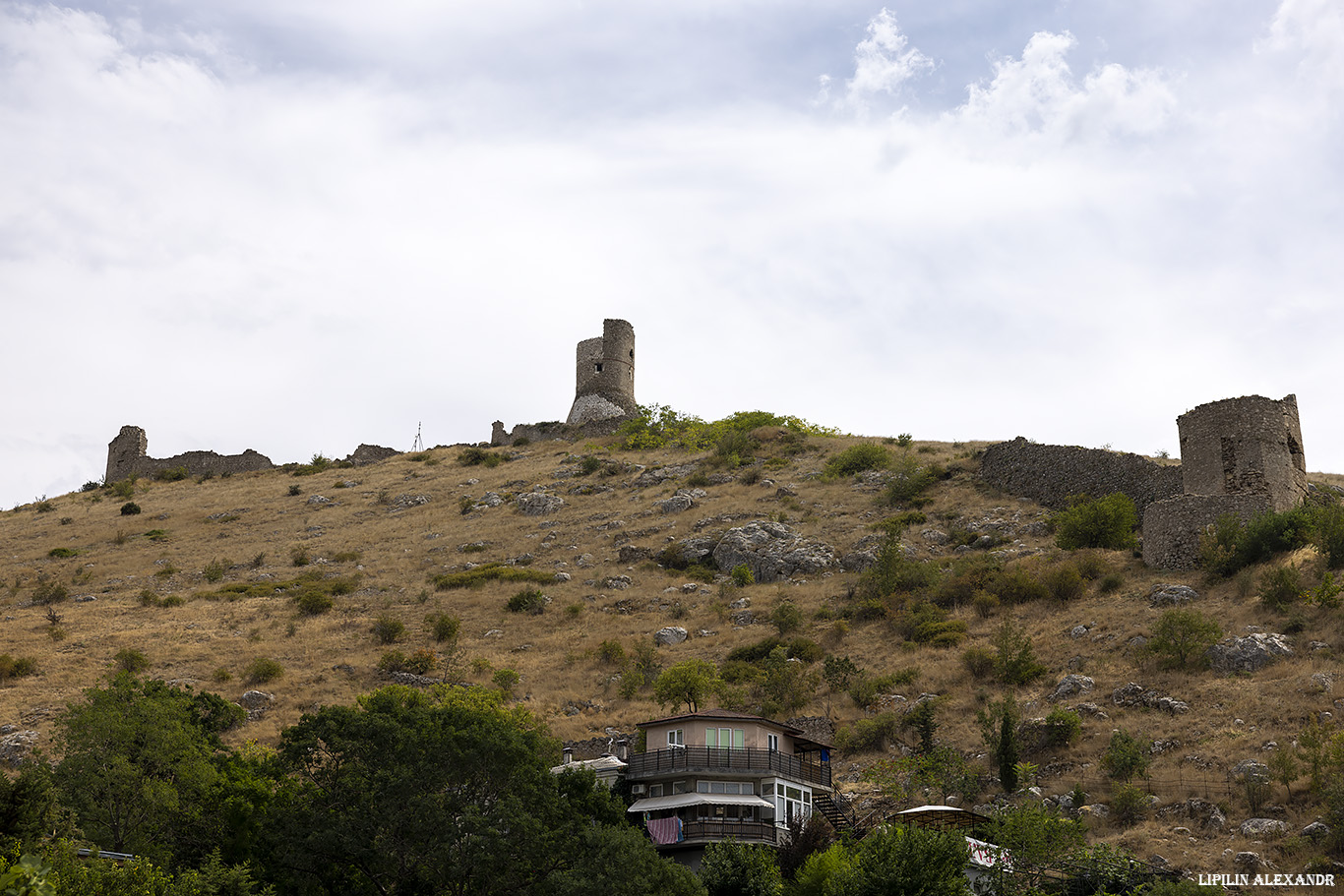 Крепость Чембало