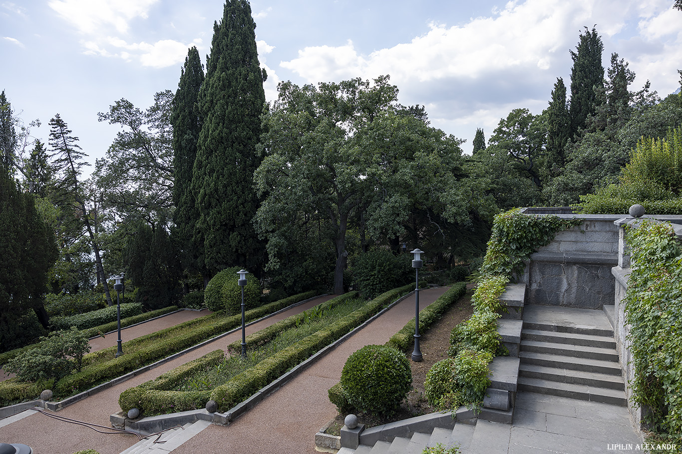 Дворец Харакс