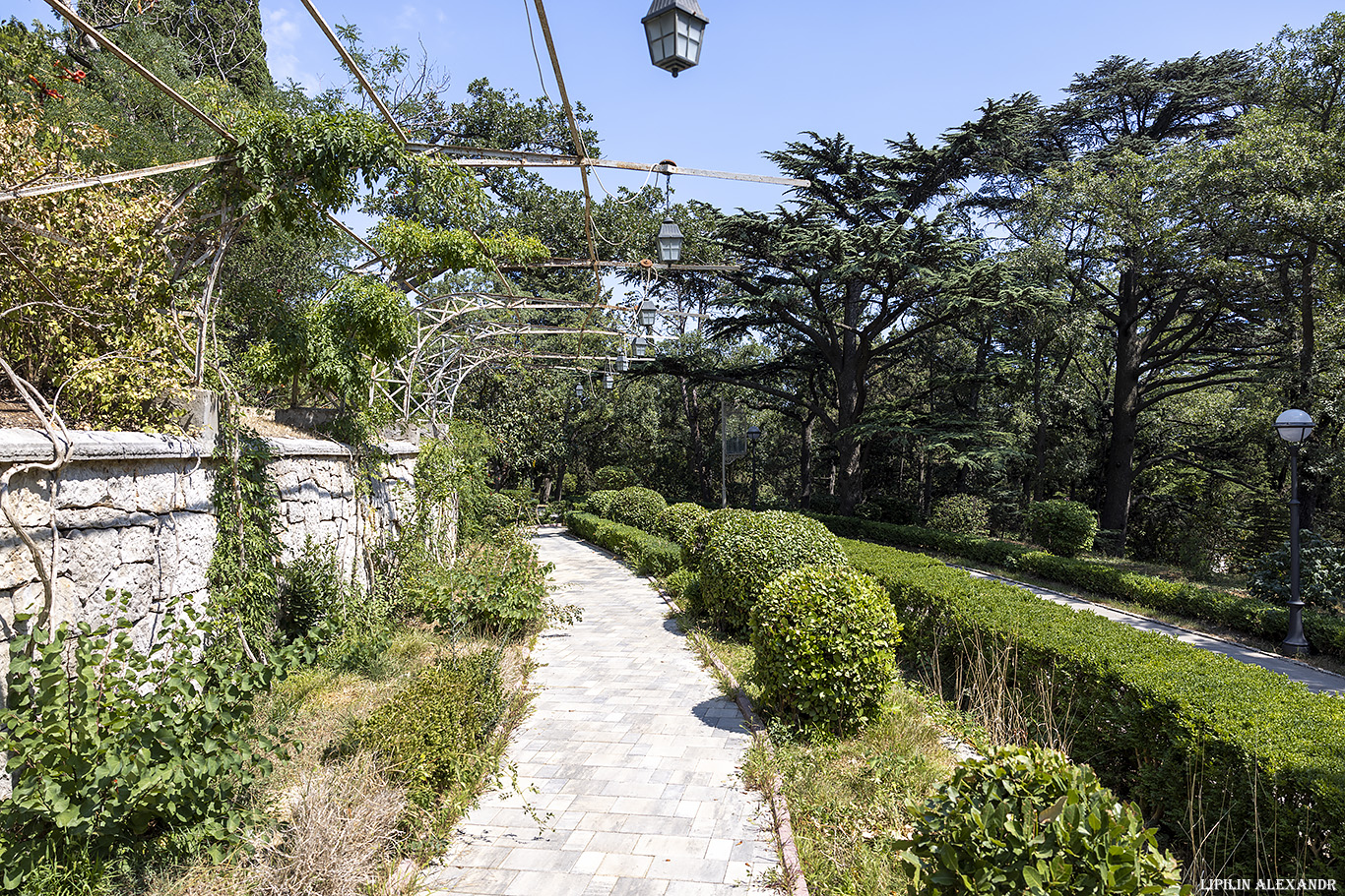 Дворец Харакс