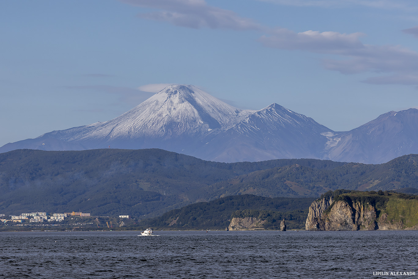 скалы Три Брата