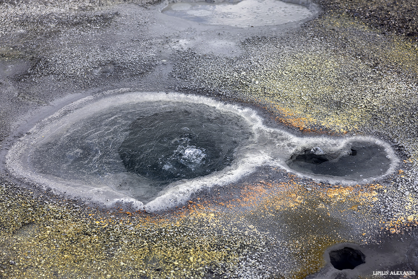 Кальдера вулкана Узон