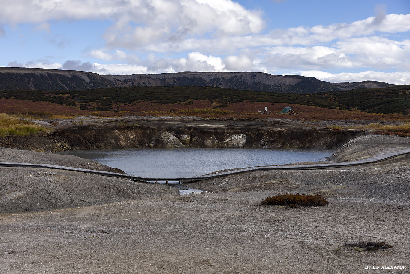 Кальдера вулкана Узон