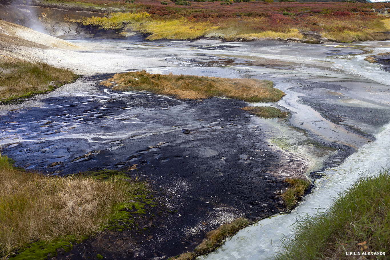 Кальдера вулкана Узон
