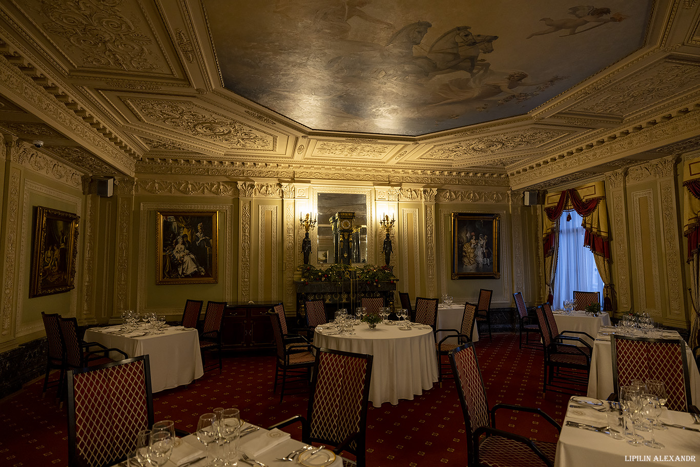 Дворец Елисеевых