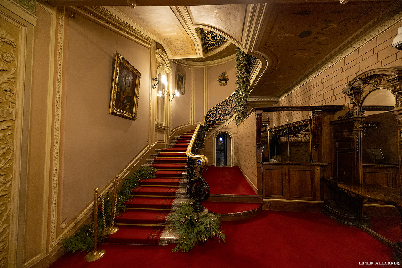 Дворец Елисеевых