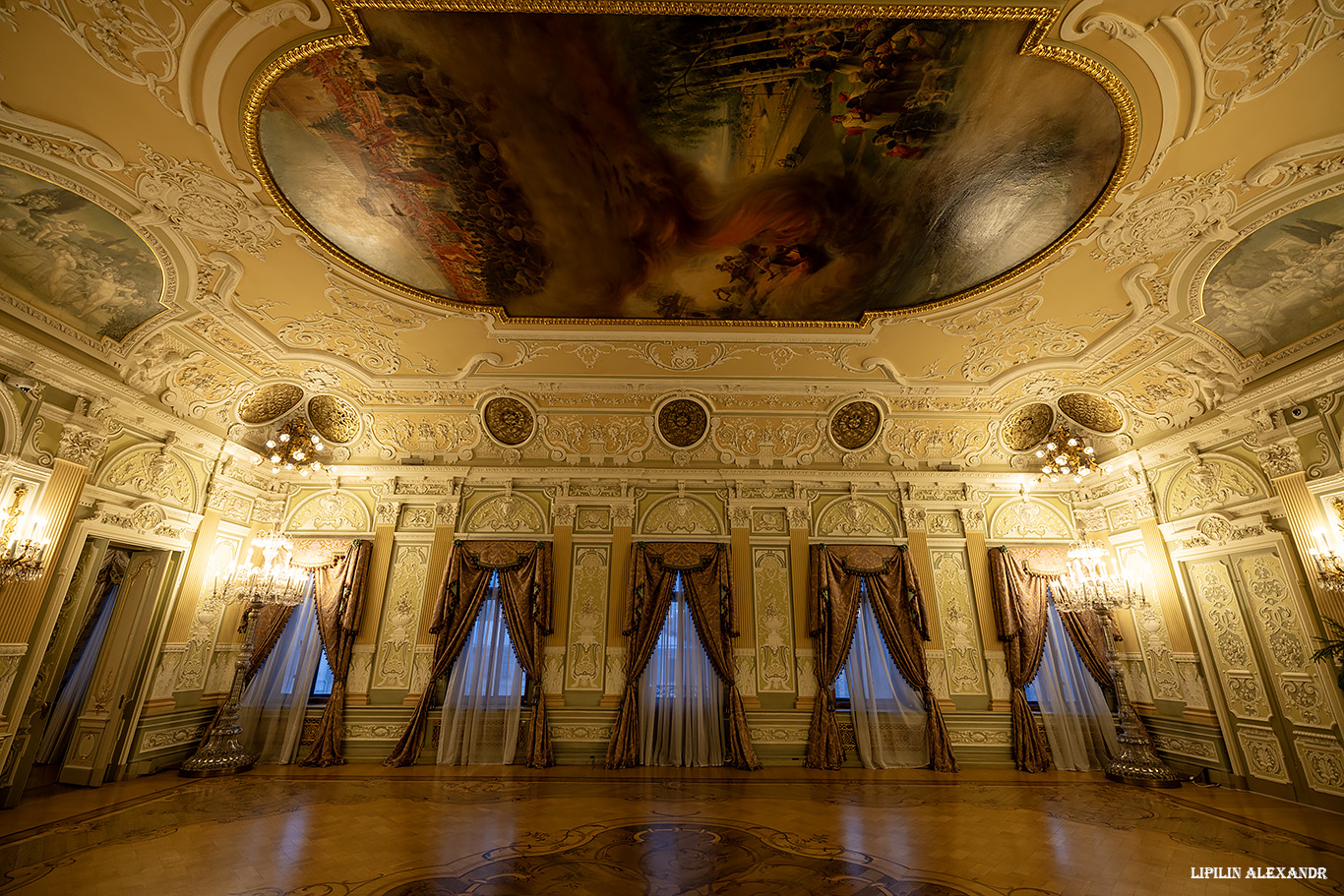 Дворец Елисеевых