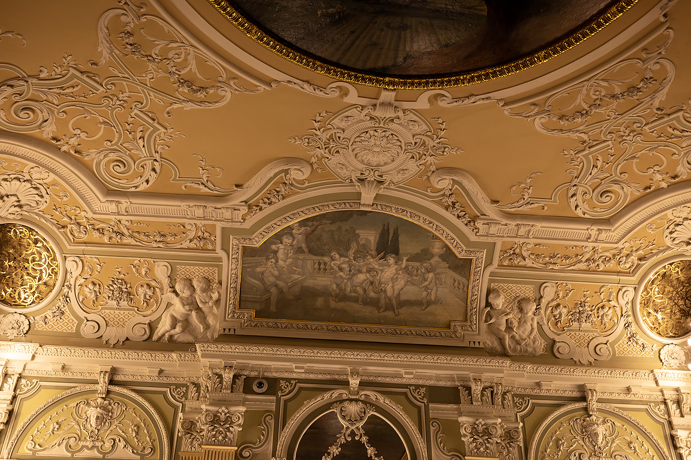 Дворец Елисеевых