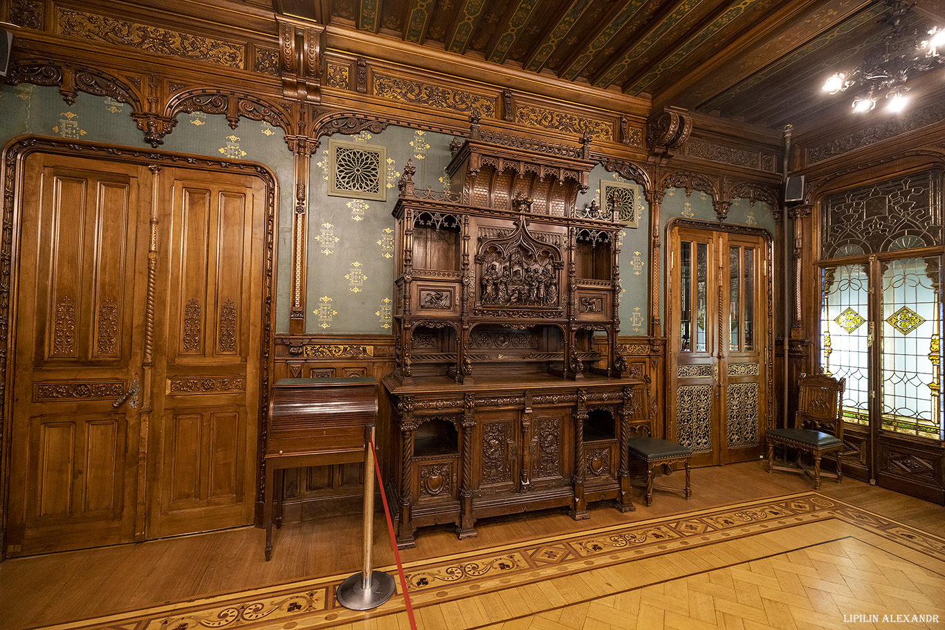 Дворец Елисеевых