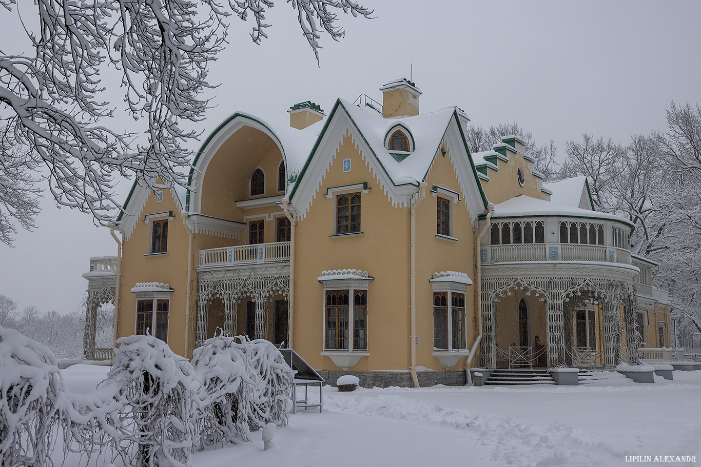 Дворец Коттедж