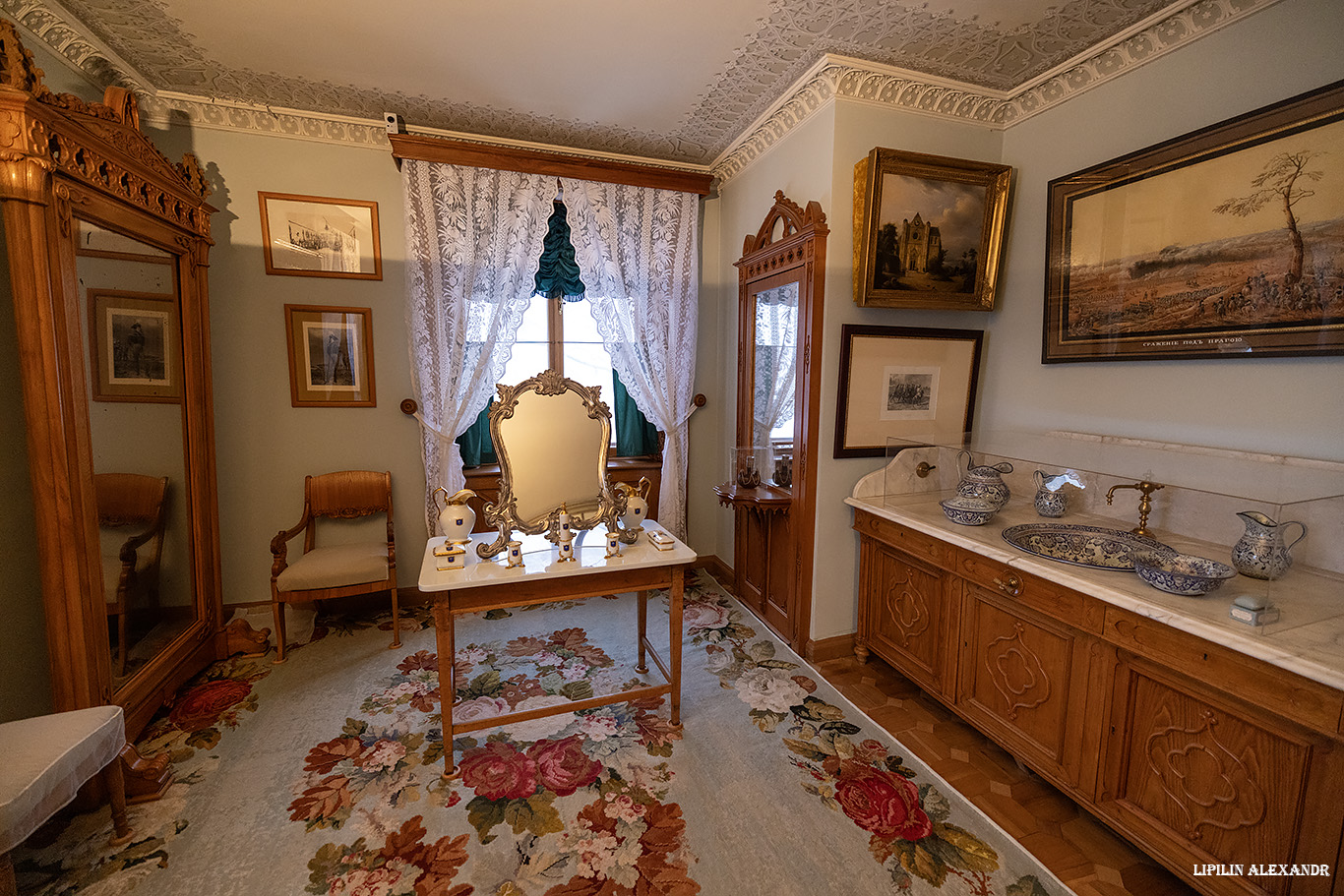 Дворец Коттедж