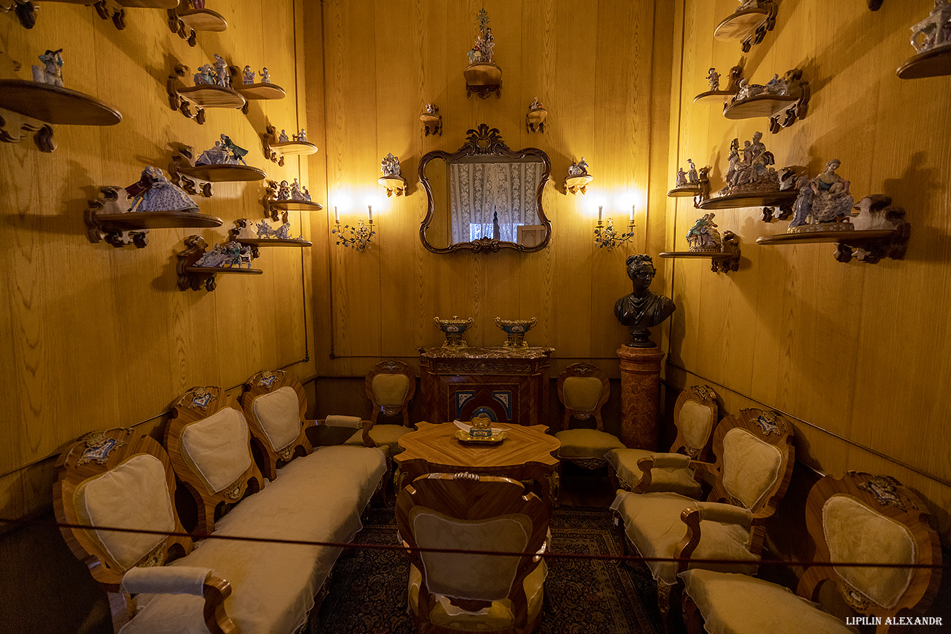 Дворец Коттедж