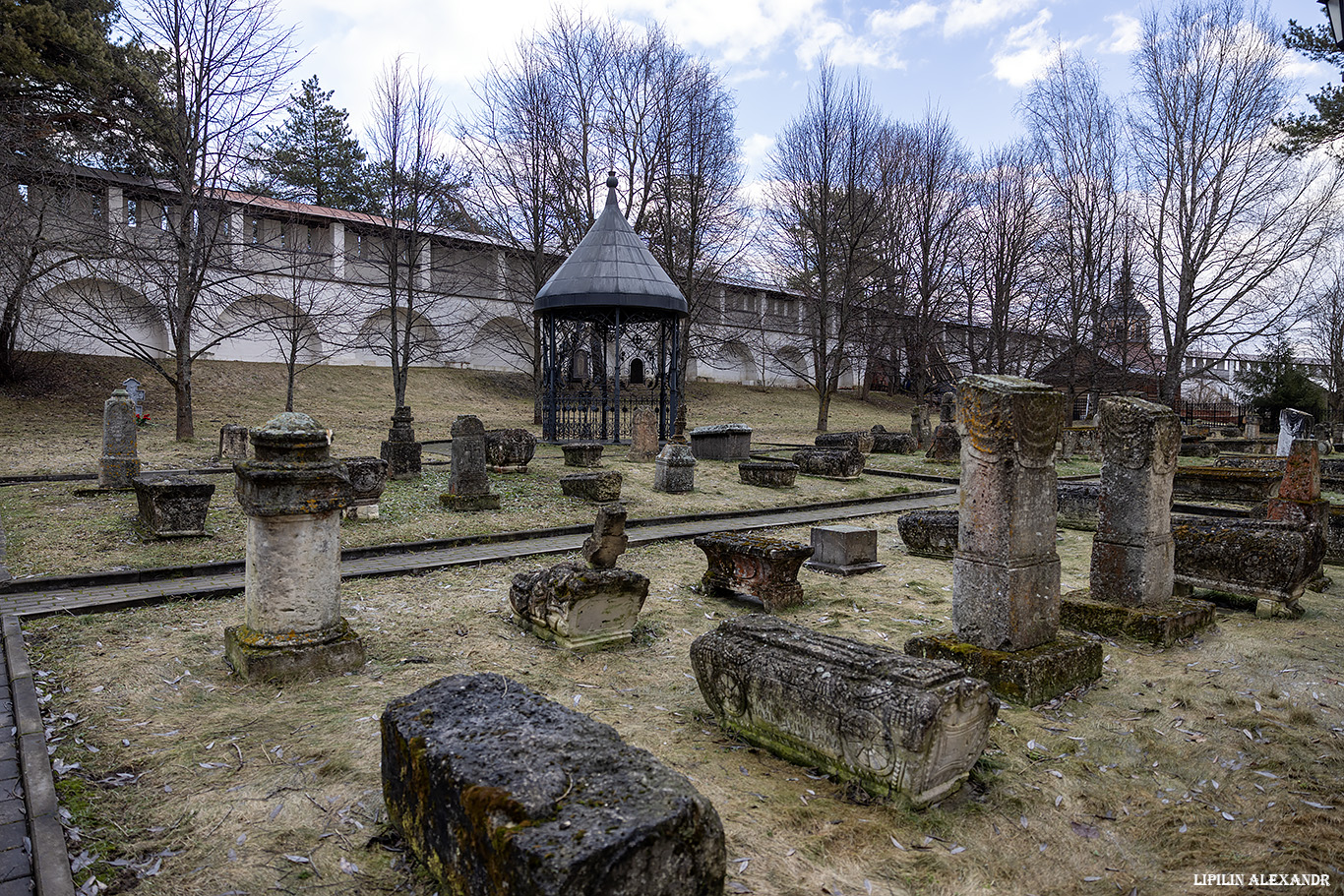 Старицкий Свято-Успенский мужской монастырь