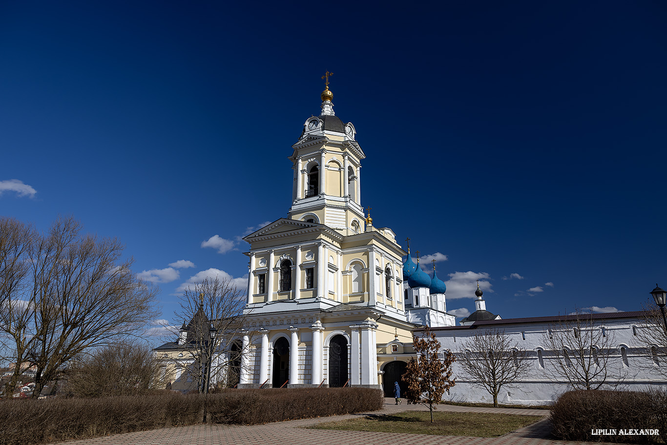 Высоцкий Зачатьевский мужской монастырь