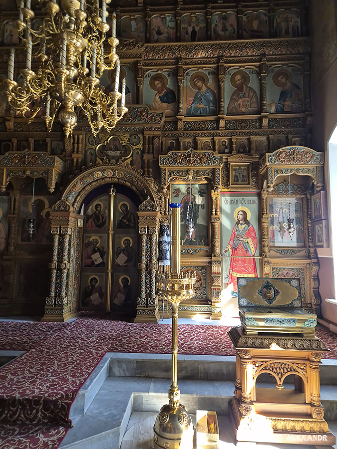 Высоцкий Зачатьевский мужской монастырь